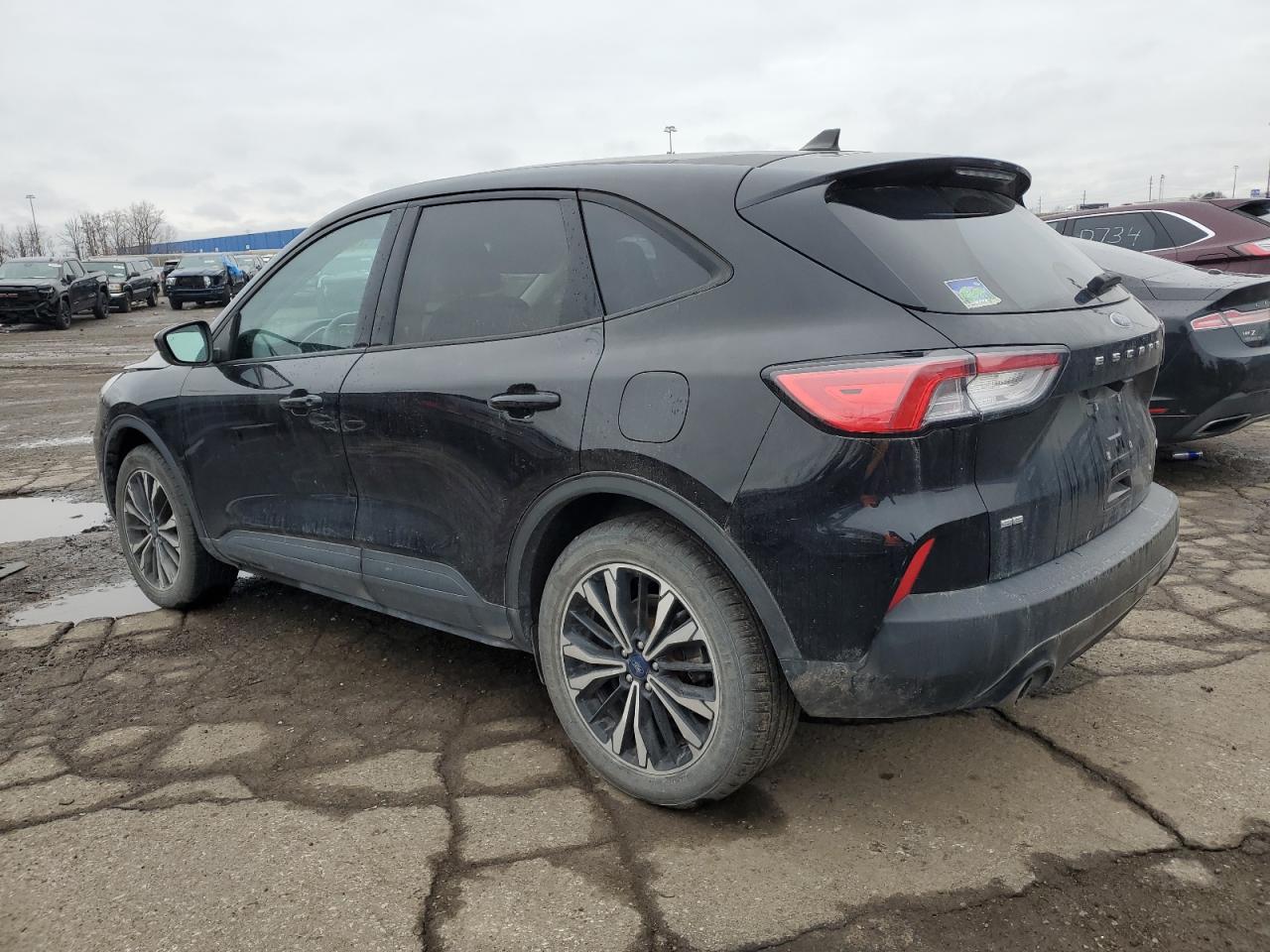 2022 Ford Escape VIN 1FMCU9G66NUA23553 Copart auction photo, front end damage thumbnail 2
