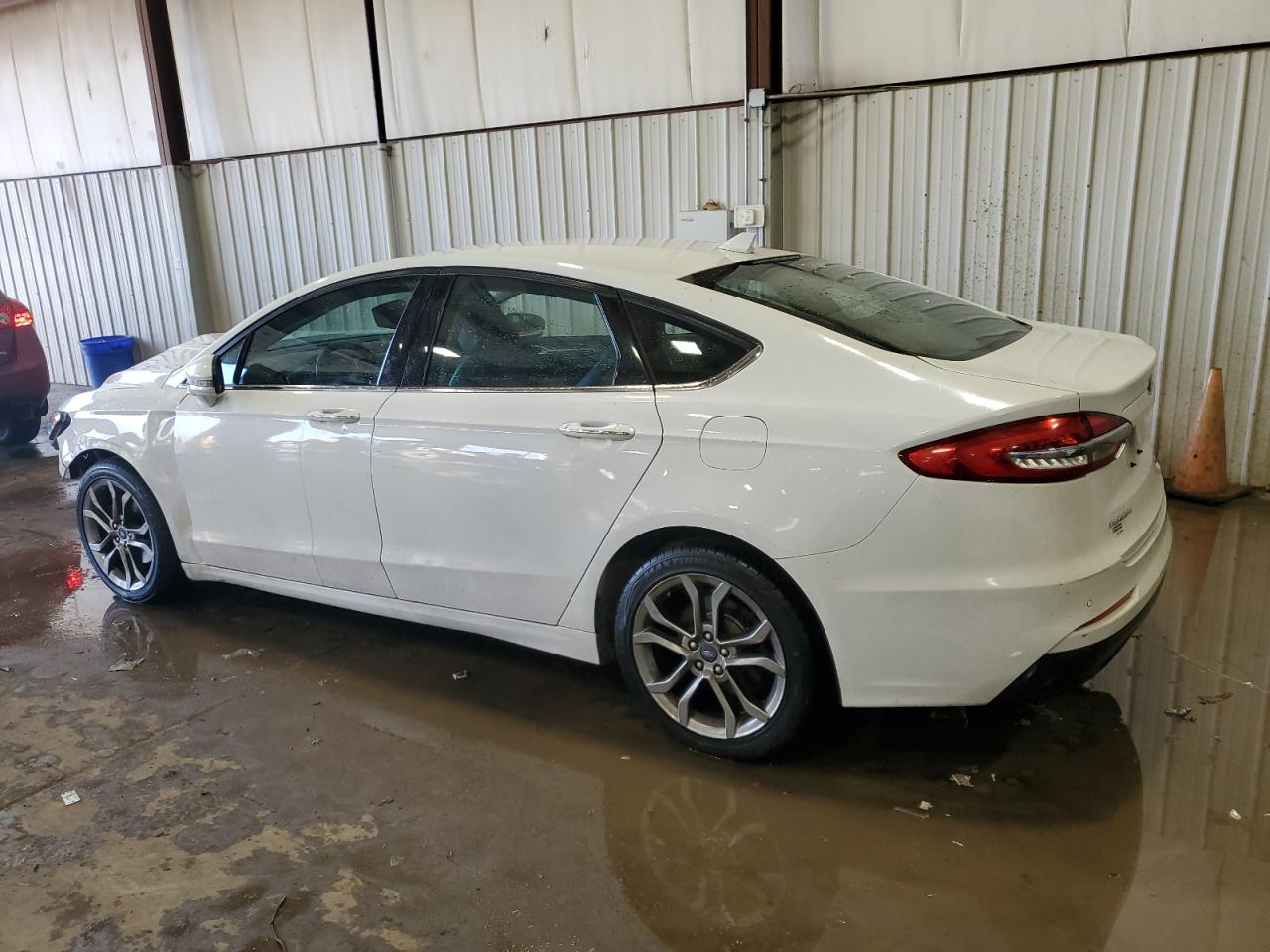 2020 Ford Fusion VIN 3FA6P0CD0LR116426 Copart auction photo, front end / side damage thumbnail 2