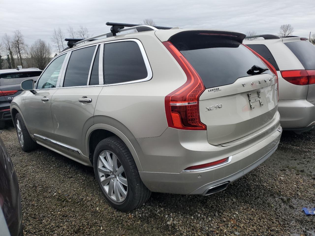 2016 Volvo XC90 VIN YV4A22PK8G1071823 Copart auction photo, normal wear / minor dent/scratches damage thumbnail 2
