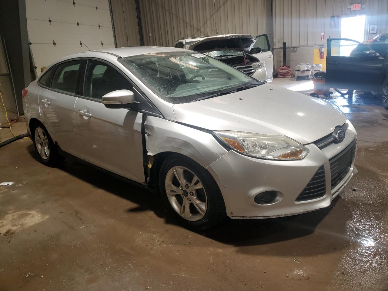 2014 Ford Focus VIN 1FADP3F2XEL275295 Copart auction photo, front end damage thumbnail 4