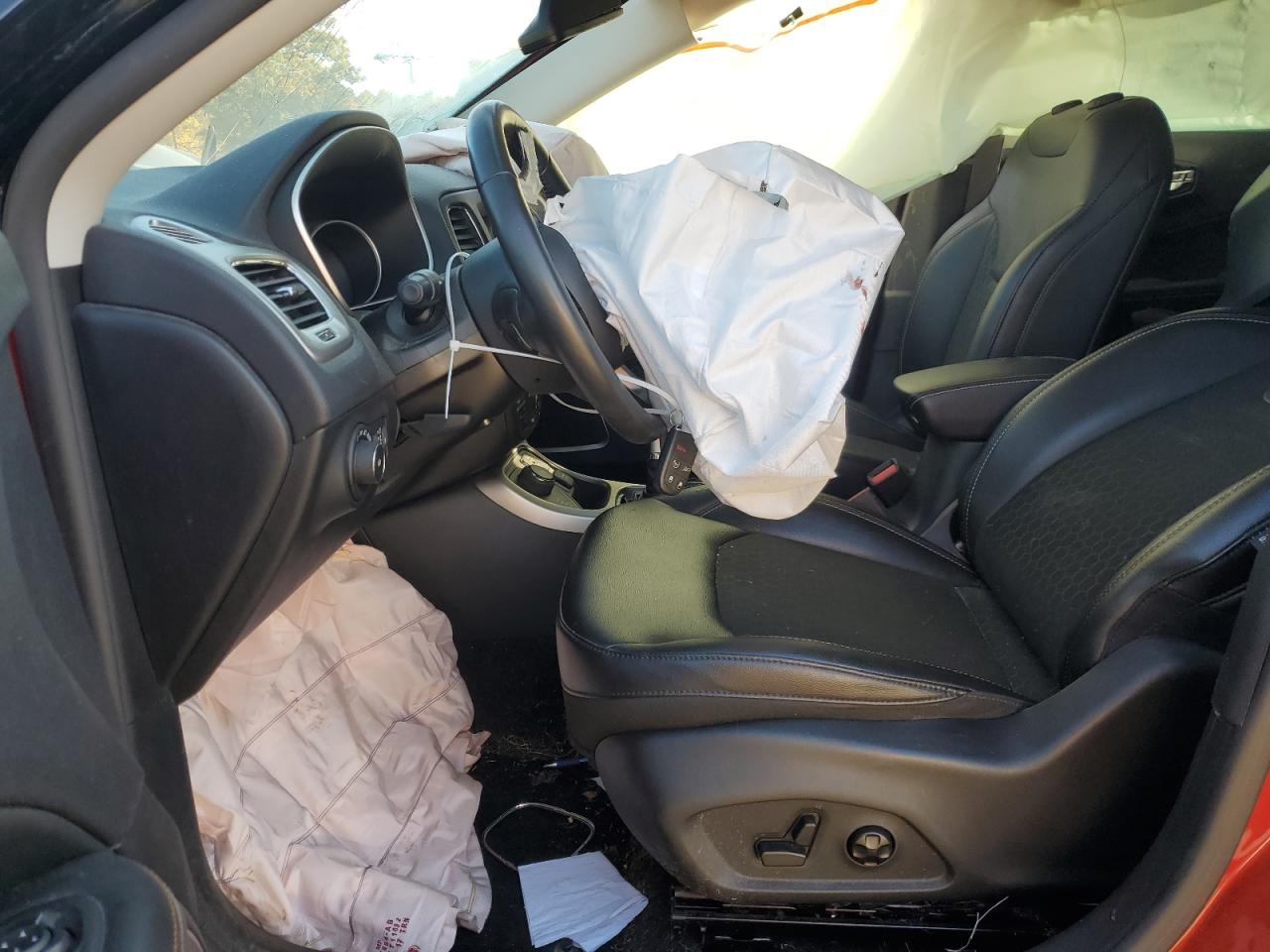 2018 Jeep Compass VIN 3C4NJDBB1JT262199 Copart auction photo, front end damage thumbnail 7