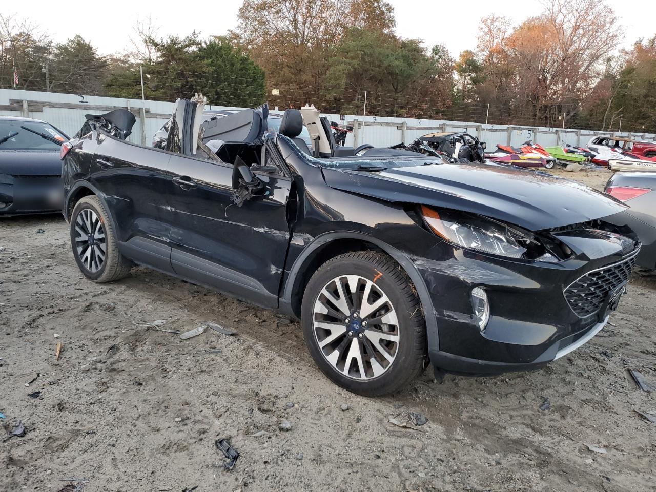 2020 Ford Escape VIN 1FMCU9H98LUB22624 Copart auction photo, mechanical / all over damage thumbnail 4