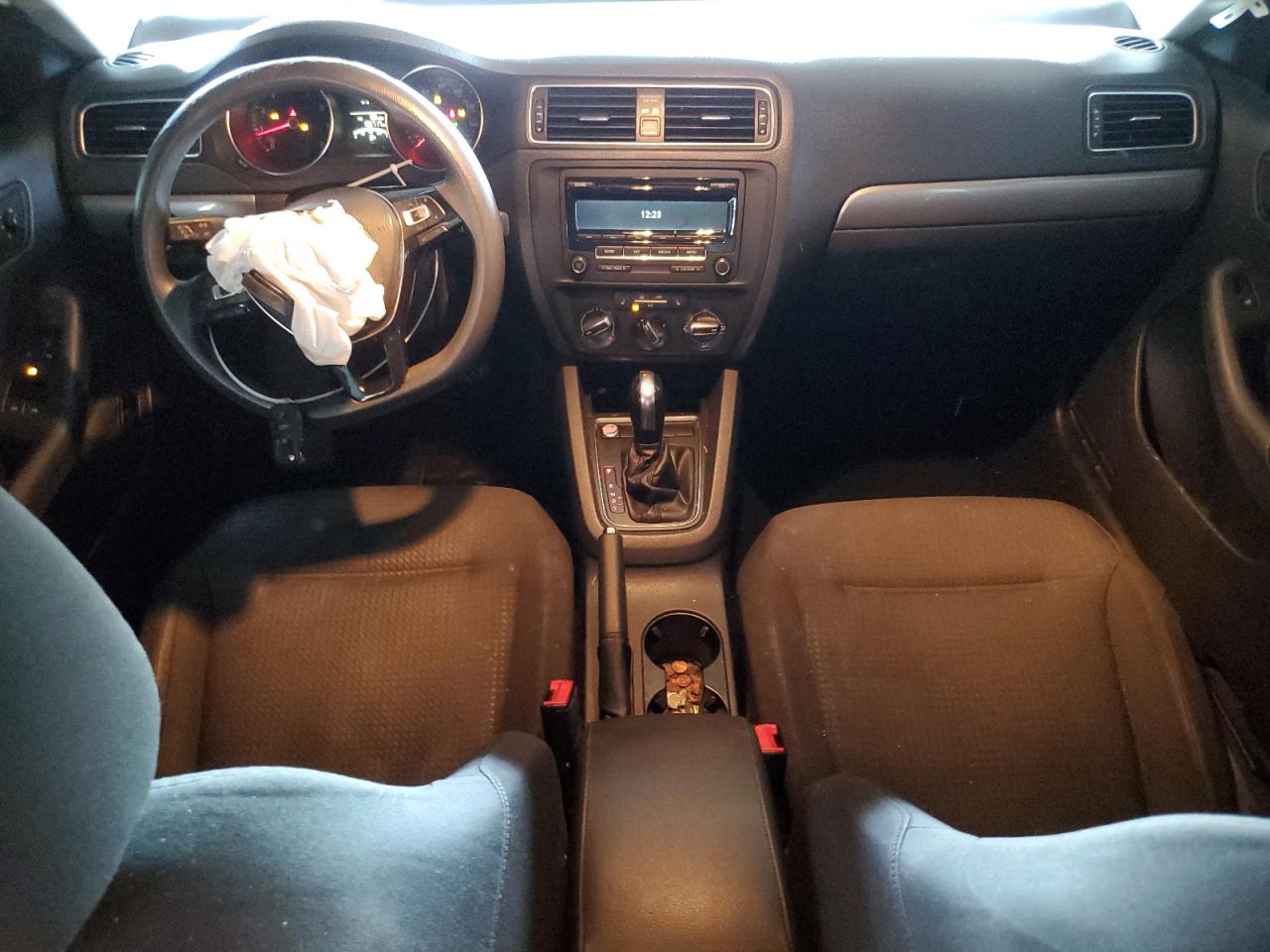 2015 Volkswagen Jetta VIN 3VWD17AJ8FM239927 Copart auction photo, front end damage thumbnail 8
