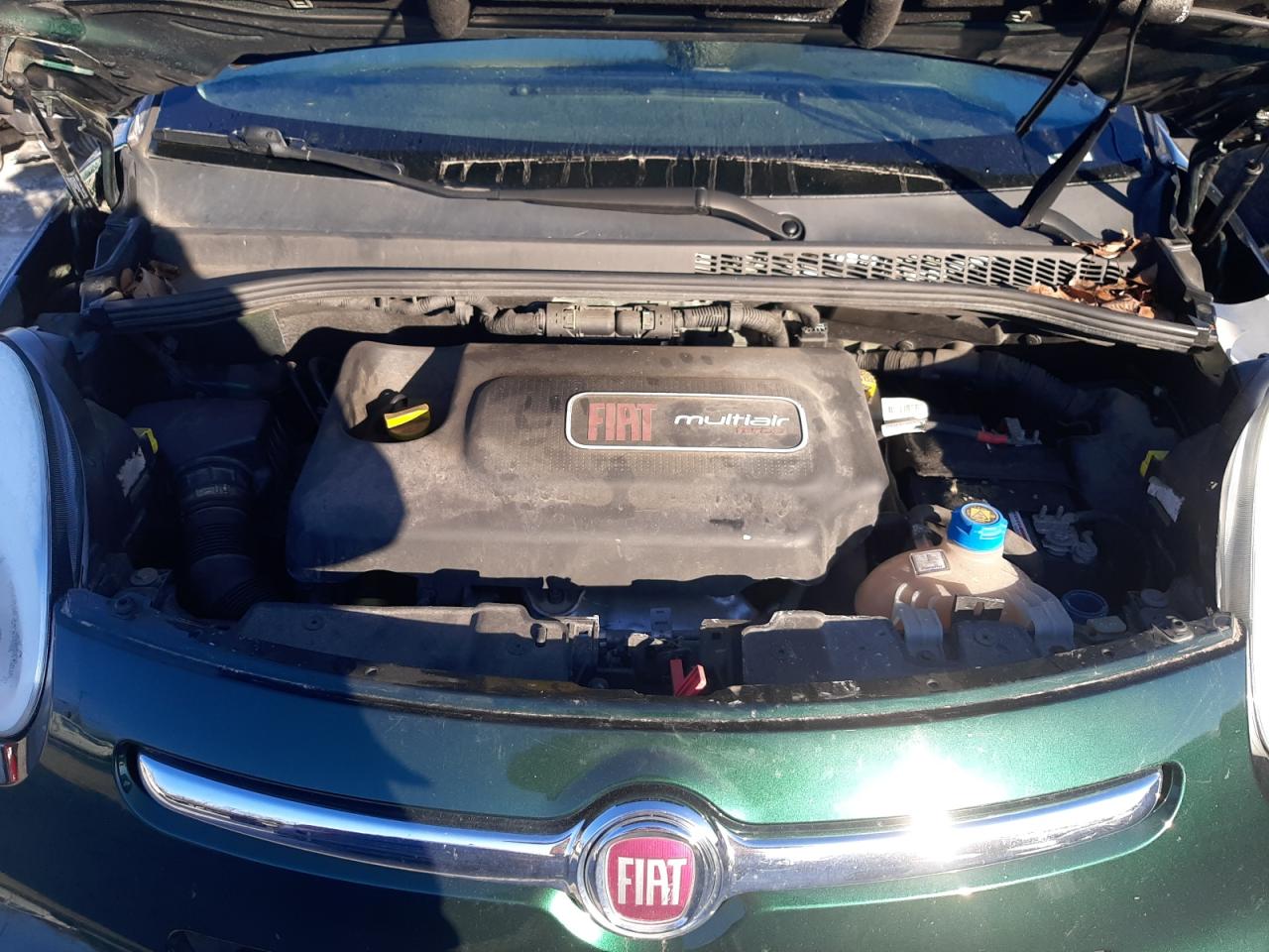 2014 Fiat 500L VIN ZFBCFACH2EZ010781 Copart auction photo, mechanical / minor dent/scratches damage thumbnail 11