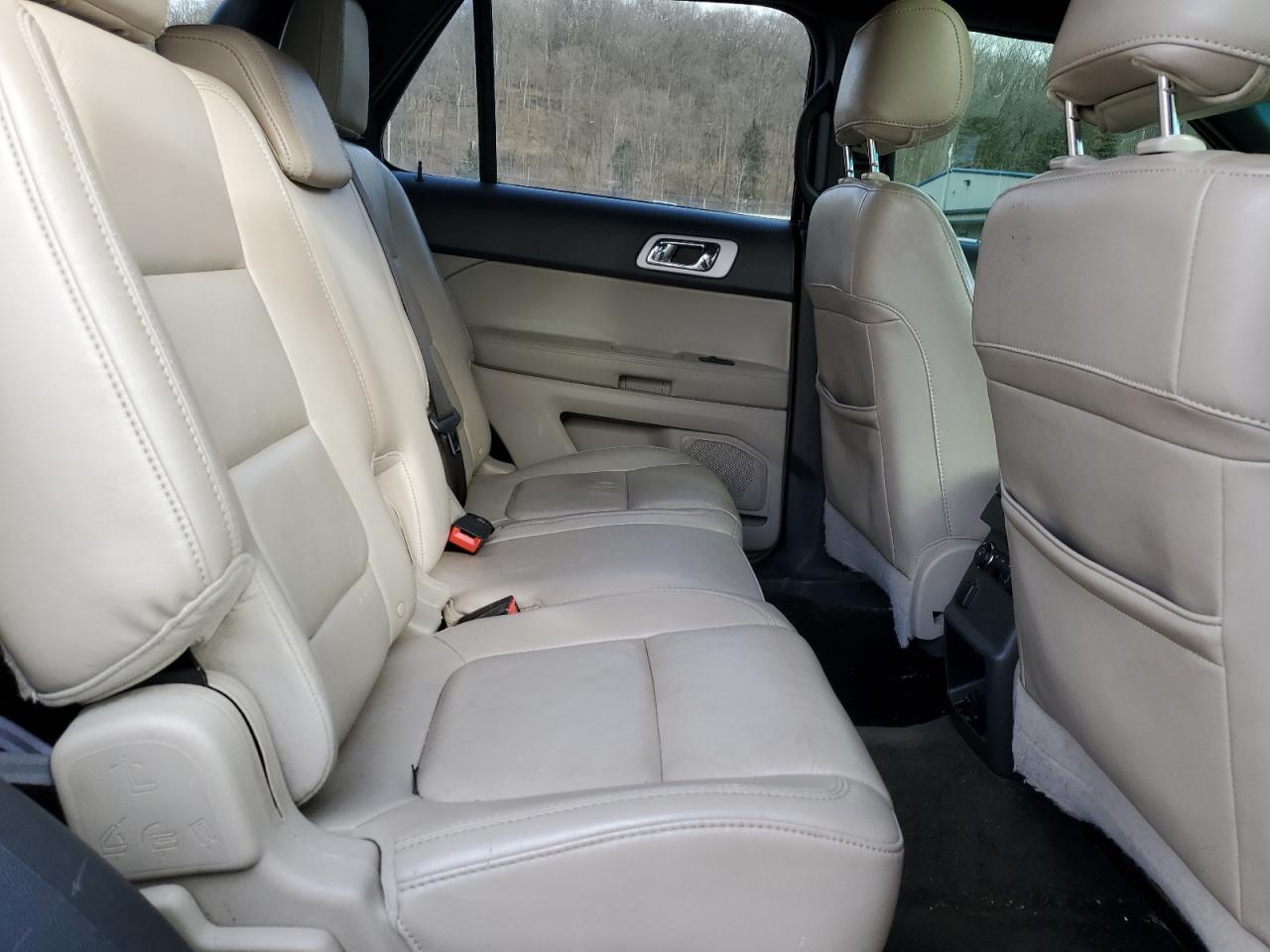 2013 Ford Explorer VIN 1FM5K8D81DGA28932 Copart auction photo, front end / rear end damage thumbnail 11