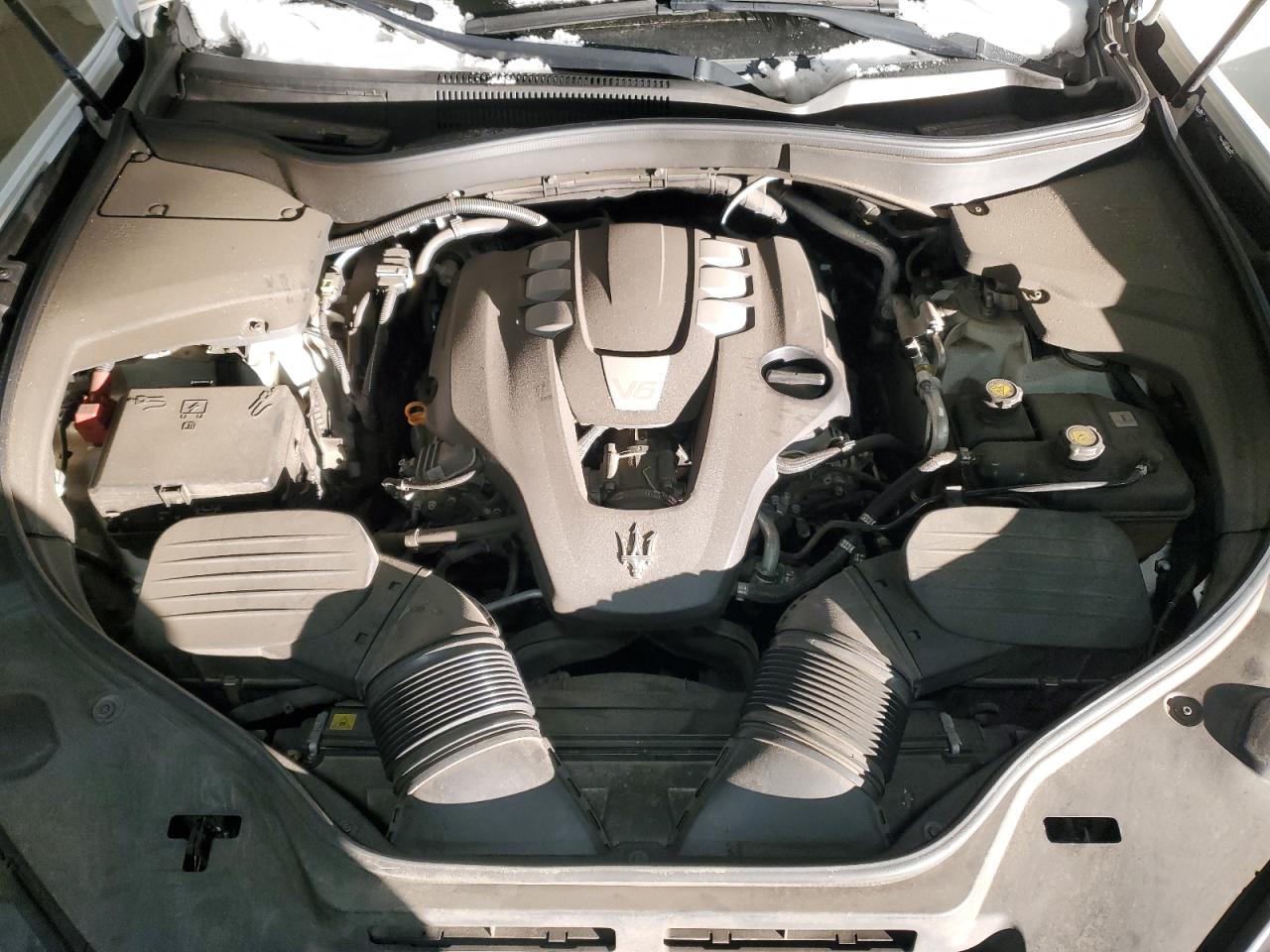 2019 Maserati Levante VIN ZN661XUA9KX328089 Copart auction photo, rear end damage thumbnail 12