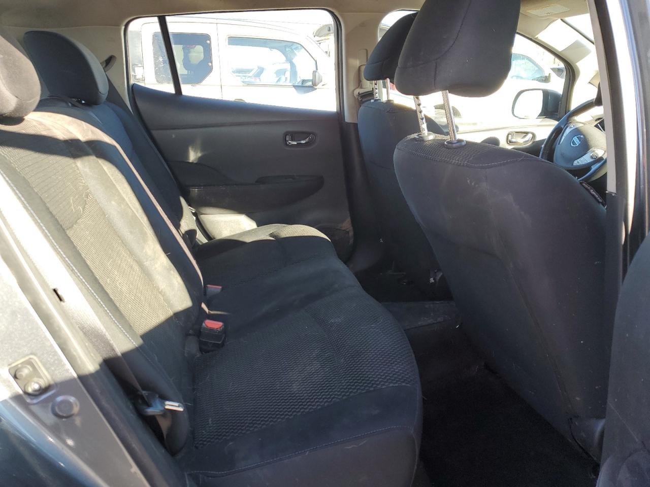 2015 Nissan Leaf VIN 1N4AZ0CP8FC335118 Copart auction photo, front end / side damage thumbnail 10
