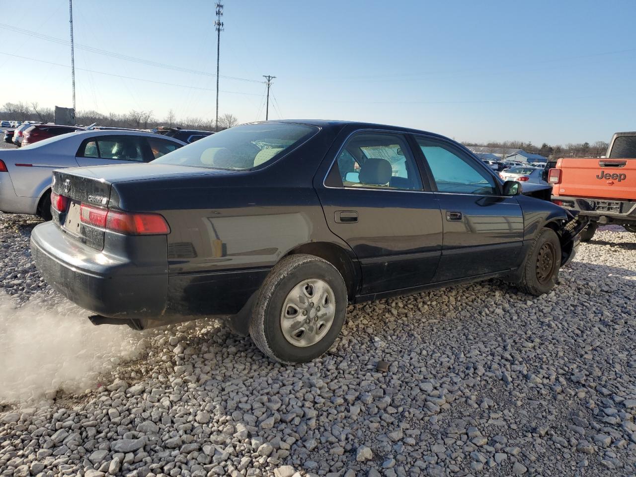 1999 Toyota Camry VIN 4T1BG22K1XU480773 Copart auction photo, front end damage thumbnail 3