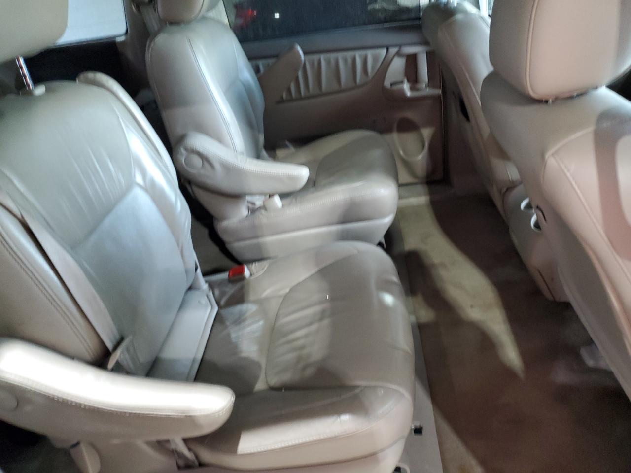 2009 Toyota Sienna VIN 5TDBK22CX9S025665 Copart auction photo, rear end / front end damage thumbnail 11