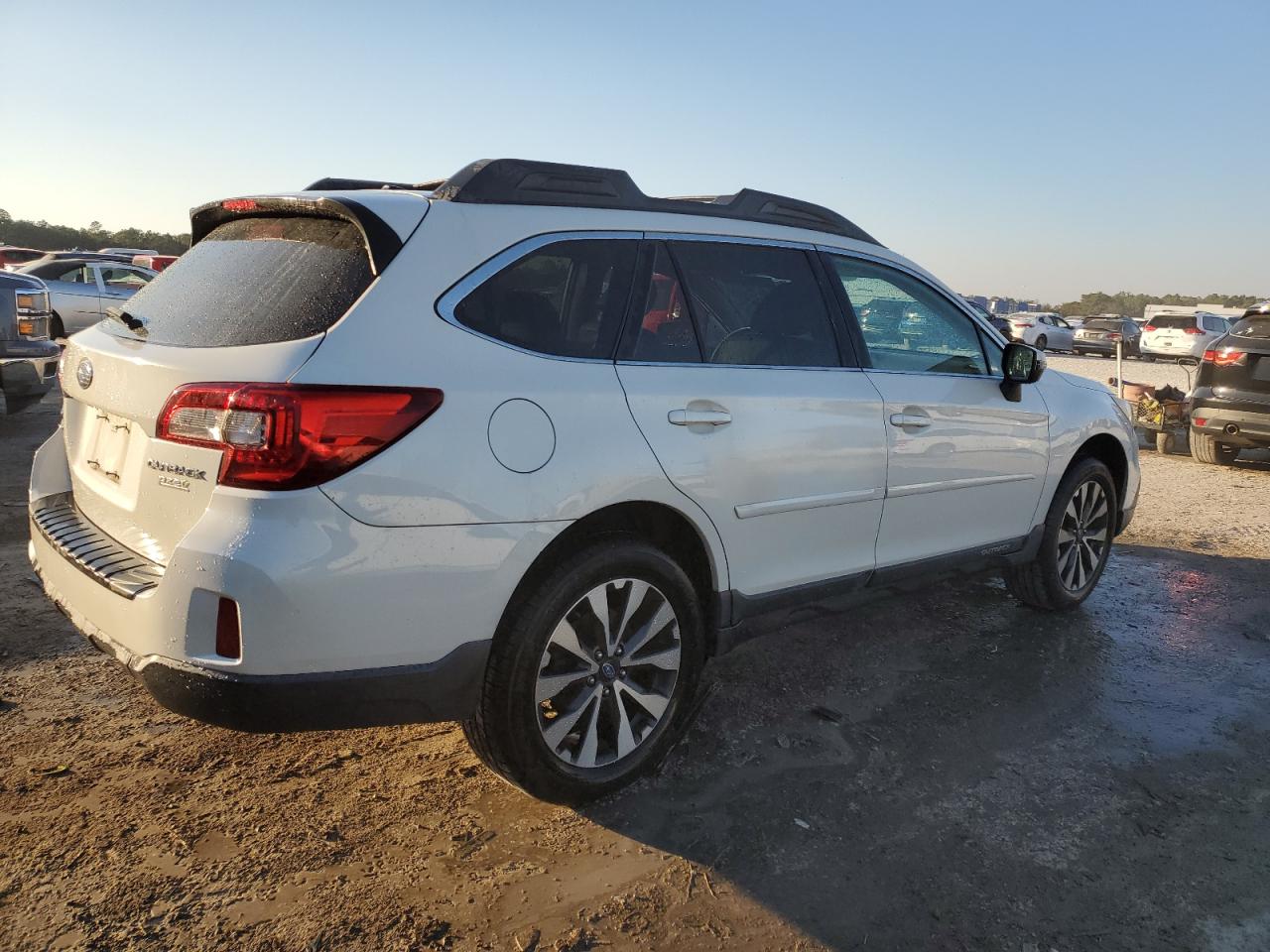 2015 Subaru Outback VIN 4S4BSALC8F3217281 Copart auction photo, side damage thumbnail 3