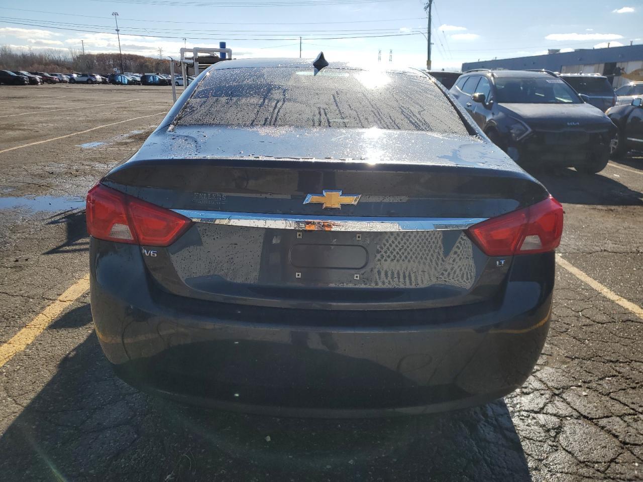 2018 Chevrolet Impala VIN 2G1105S37J9152043 Copart auction photo, front end damage thumbnail 6