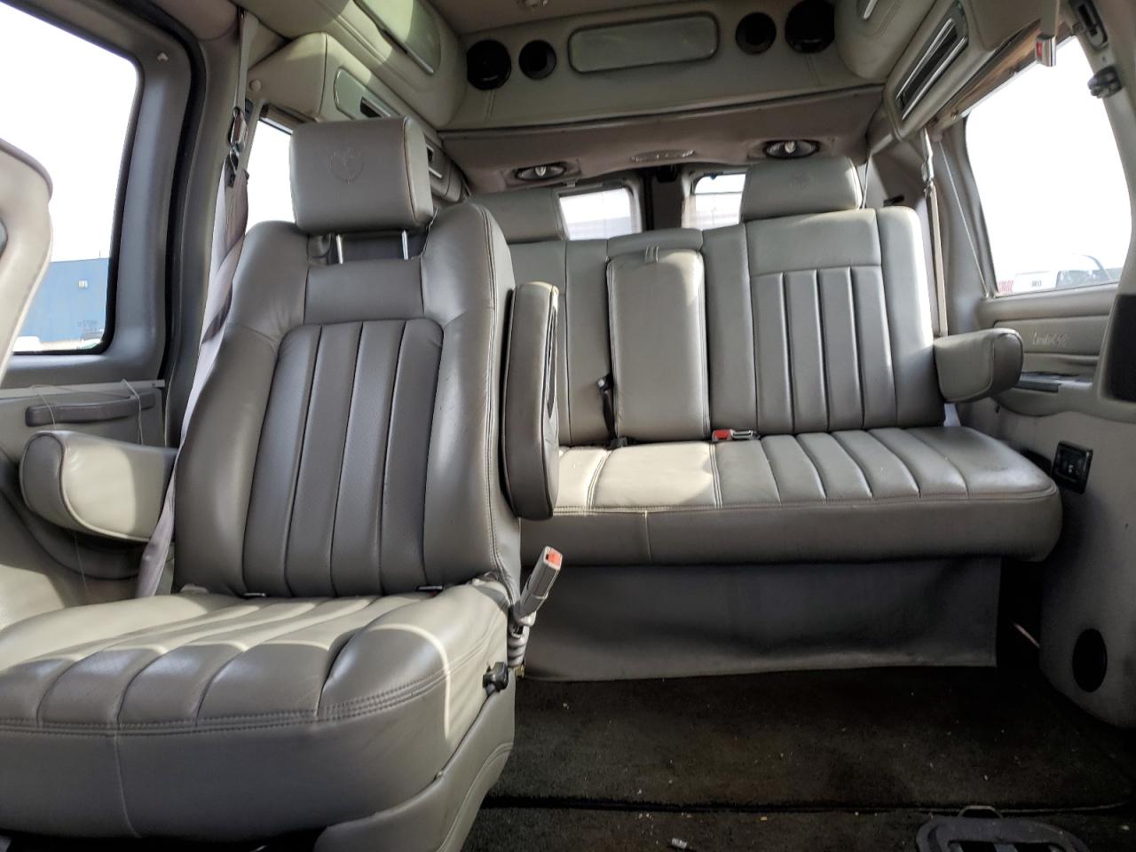 2014 GMC Savana VIN 1GDS7DC47E1140585 Copart auction photo, side / missing/altered vin damage thumbnail 10