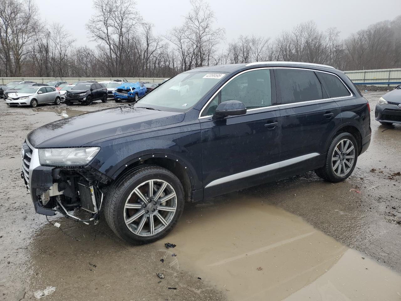 2017 Audi Q7 VIN WA1LAAF75HD025642