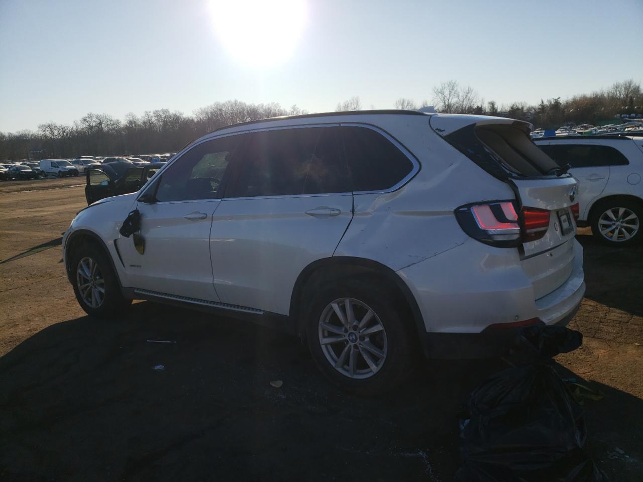 2015 BMW X5 VIN 5UXKR0C55F0P02599 Copart auction photo, top/roof / rear end damage thumbnail 2
