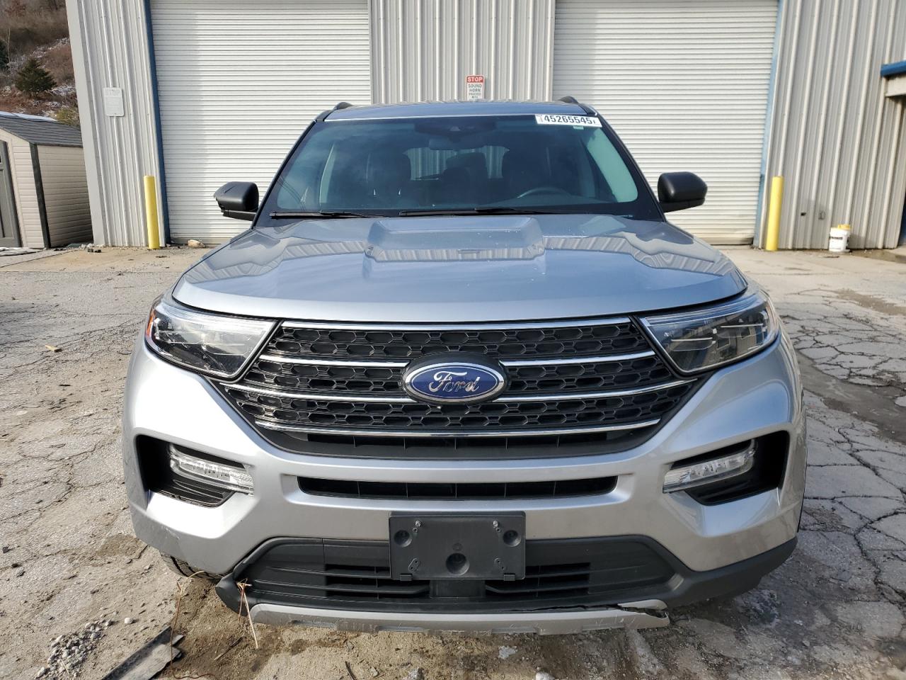 2022 Ford Explorer VIN 1FMSK8DH2NGB06154 Copart auction photo, side / front end damage thumbnail 5