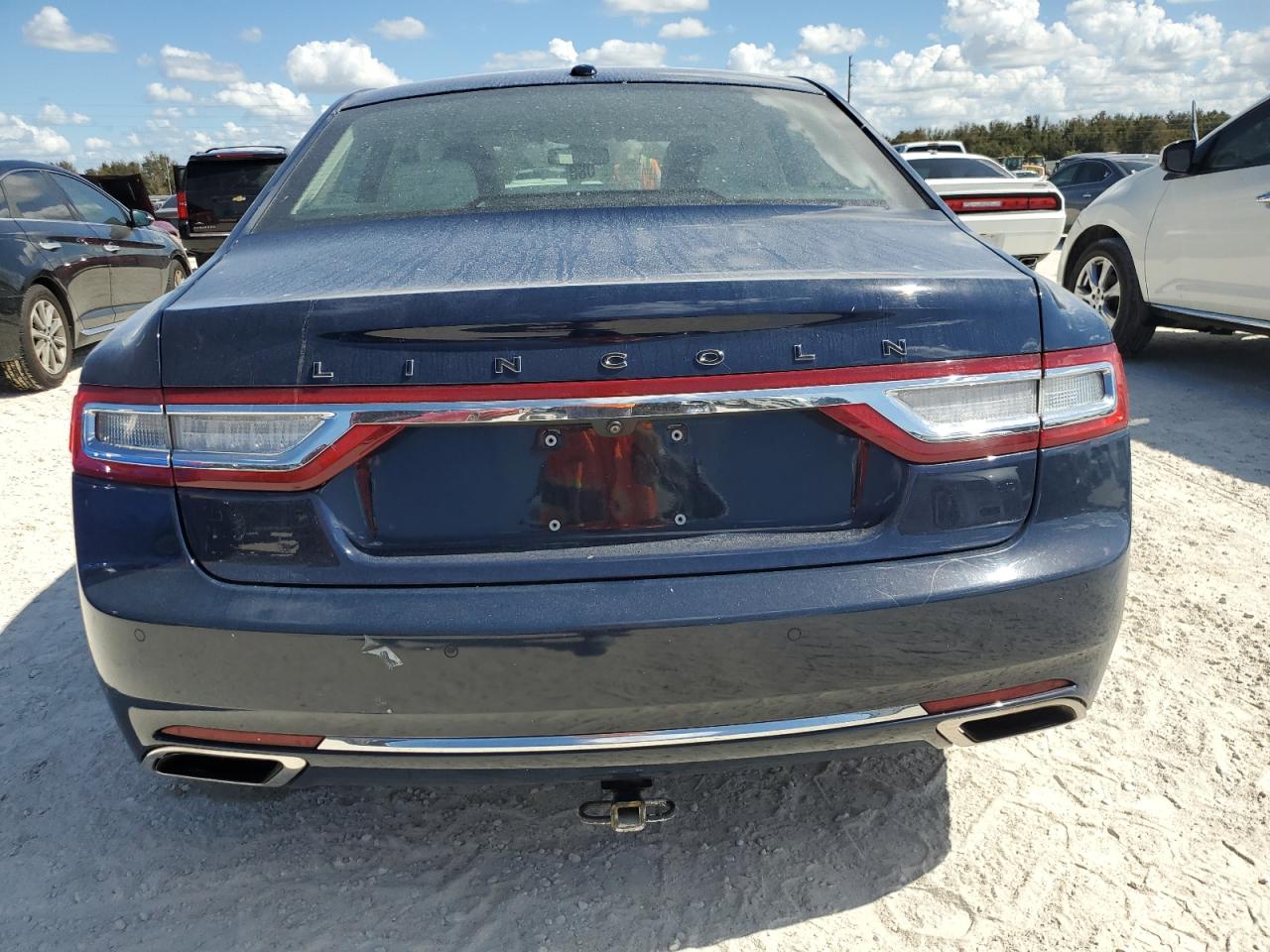 2017 Lincoln Continental VIN 1LN6L9BPXH5609462 Copart auction photo, water/flood damage thumbnail 6
