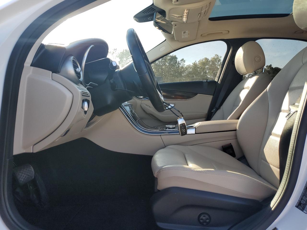 2021 Mercedes-Benz C-klasse VIN W1KWF8DB3MR607780 Copart auction photo, front end / side damage thumbnail 7