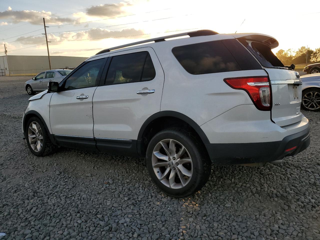 2015 Ford Explorer VIN 1FM5K7D83FGA01468 Copart auction photo, all over damage thumbnail 2
