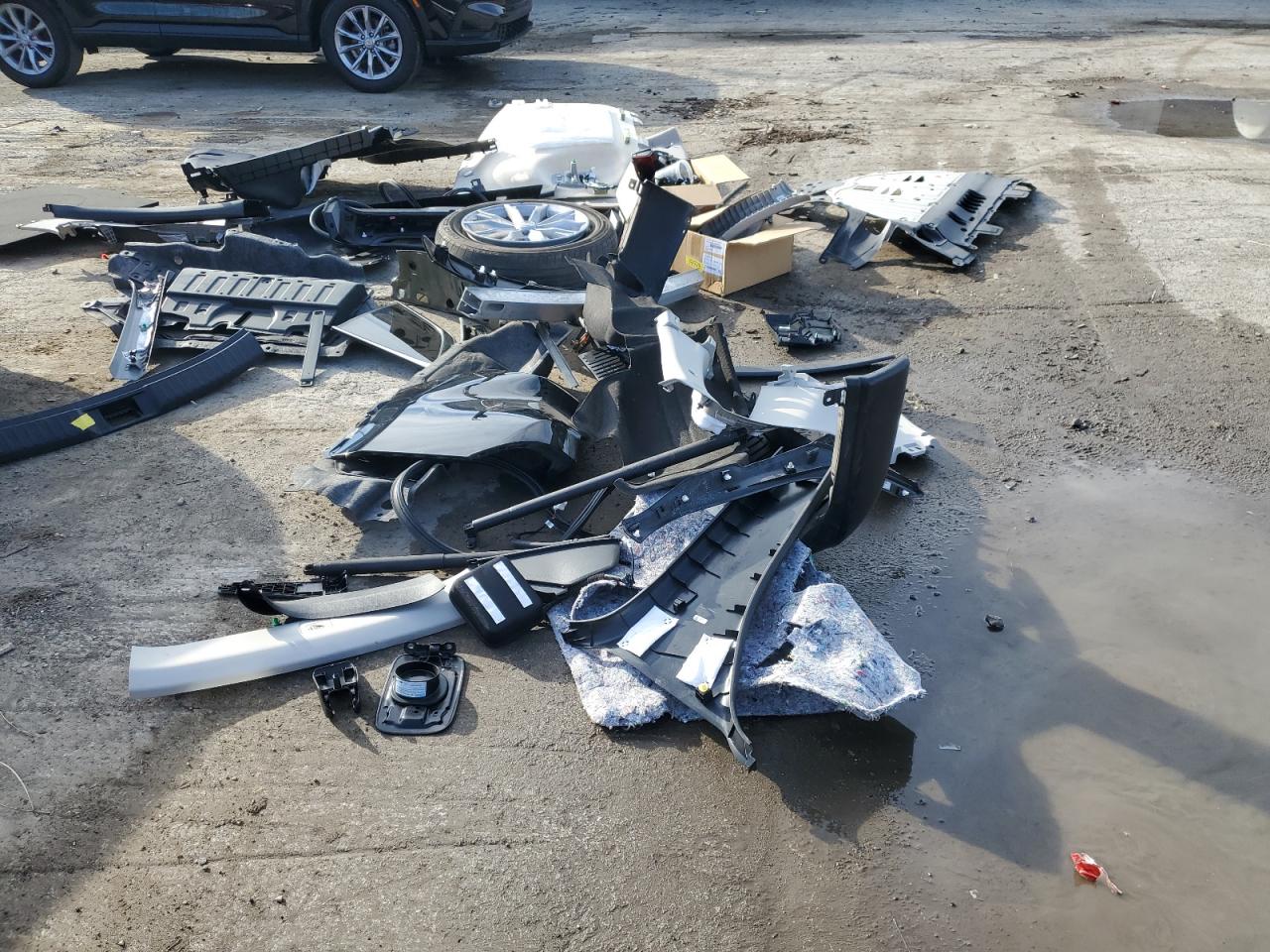 2024 Honda CR-V VIN 2HKRS4H76RH443599 Copart auction photo, rear end damage thumbnail 13