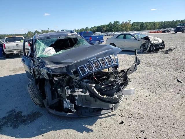 2020 Jeep Grand Cherokee VIN 1C4PJLCB6LD657067 Copart auction photo, front end damage thumbnail 11