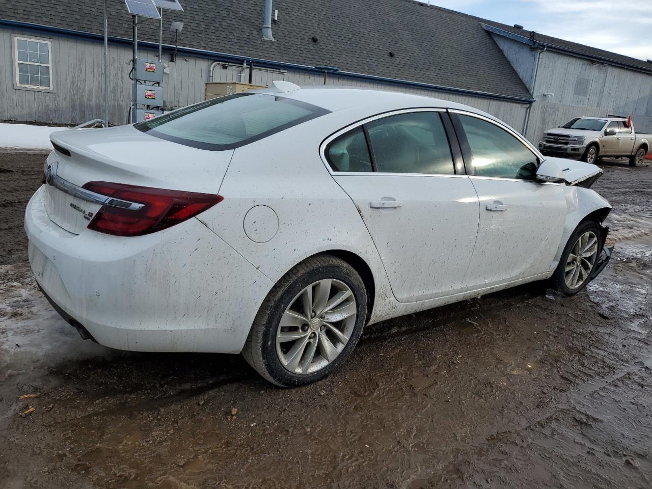 2016 Buick Regal VIN 2G4GT5GX2G9112106 Copart auction photo, front end / minor dent/scratches damage thumbnail 3