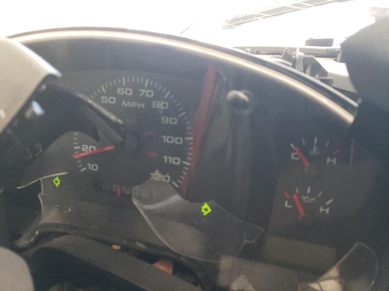 2005 Ford F-150 VIN 1FTRF12W45KC30617 Copart auction photo, all over damage thumbnail 9