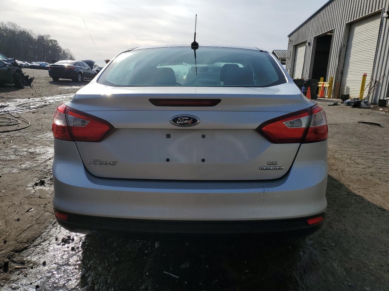 2013 Ford Focus VIN 1FADP3F29DL155454 Copart auction photo, front end / side damage thumbnail 6