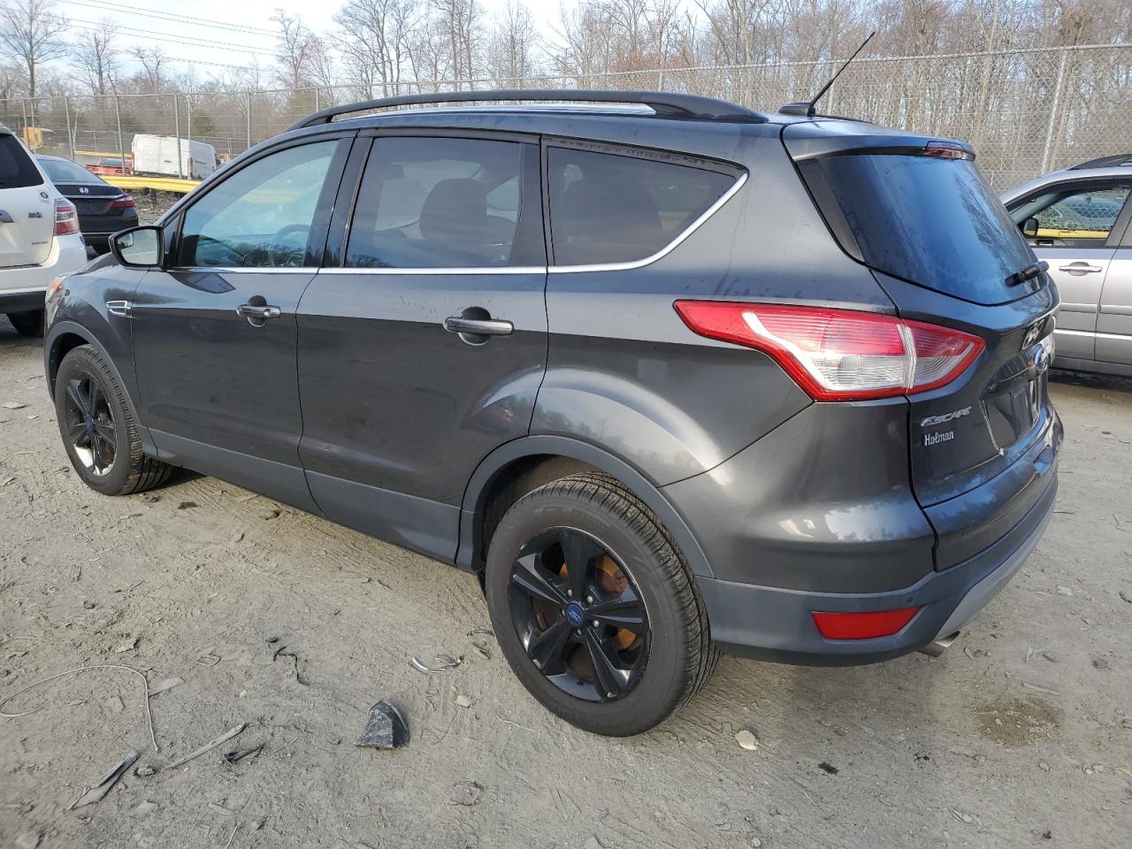 2016 Ford Escape VIN 1FMCU9G9XGUB00583 Copart auction photo, minor dent/scratches damage thumbnail 2