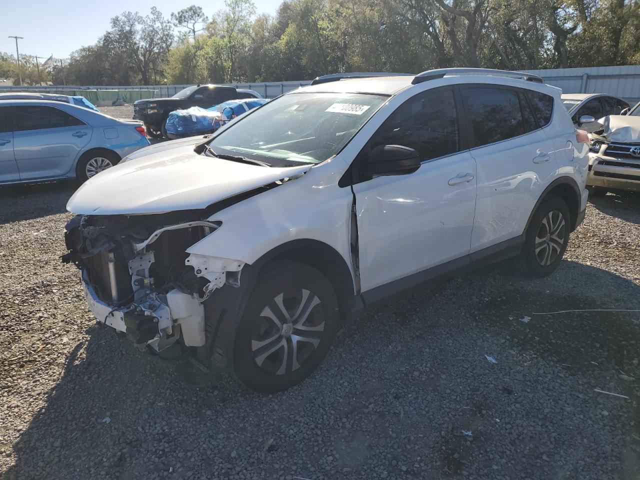 2017 Toyota RAV 4 VIN JTMZFREV0HJ702436