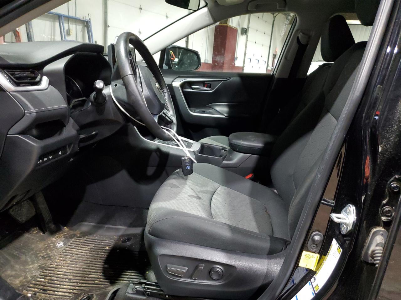 2022 Toyota RAV 4 VIN 4T3RWRFV4NU066194 Copart auction photo, rear end / minor dent/scratches damage thumbnail 7