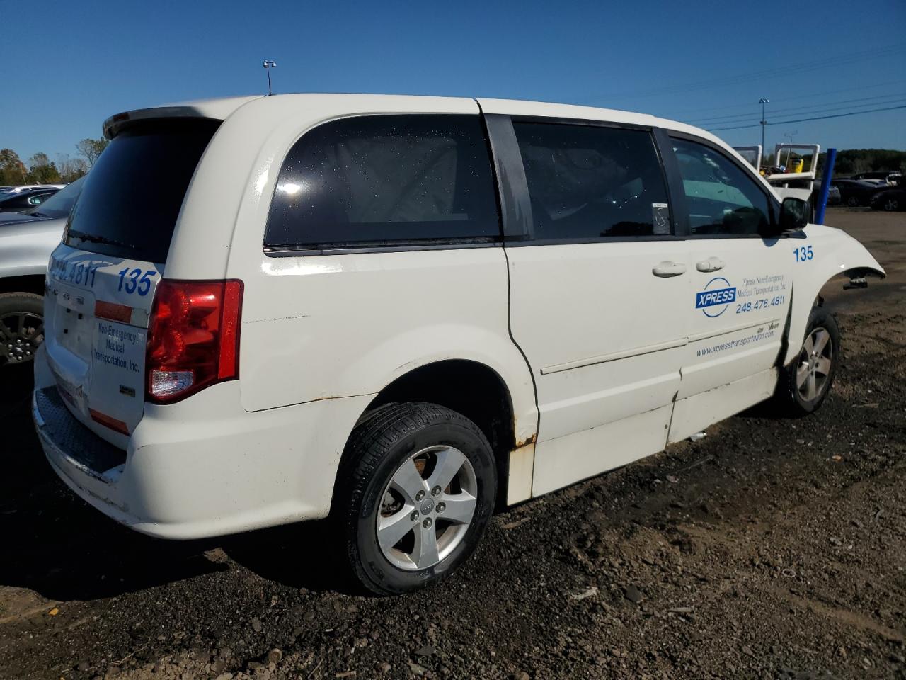 2013 Dodge Caravan VIN 2C4RDGBG8DR554185 Copart auction photo, front end / mechanical damage thumbnail 3