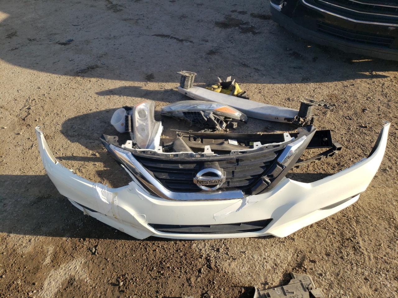 2018 Nissan Altima VIN 1N4AL3APXJC474875 Copart auction photo, front end damage thumbnail 12