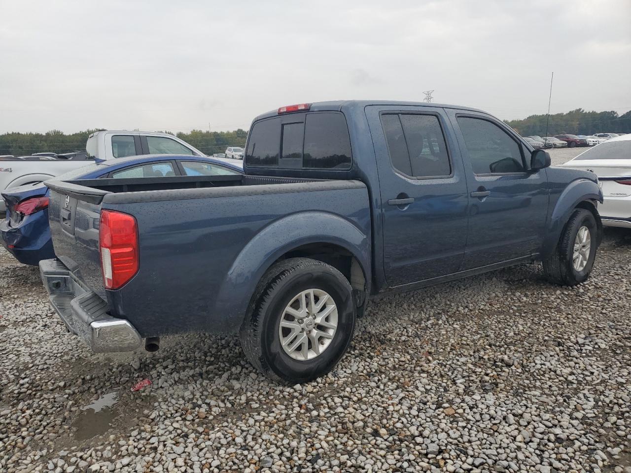 2017 Nissan Navara (Frontier) VIN 1N6AD0ER5HN738226 Copart auction photo, front end damage thumbnail 3