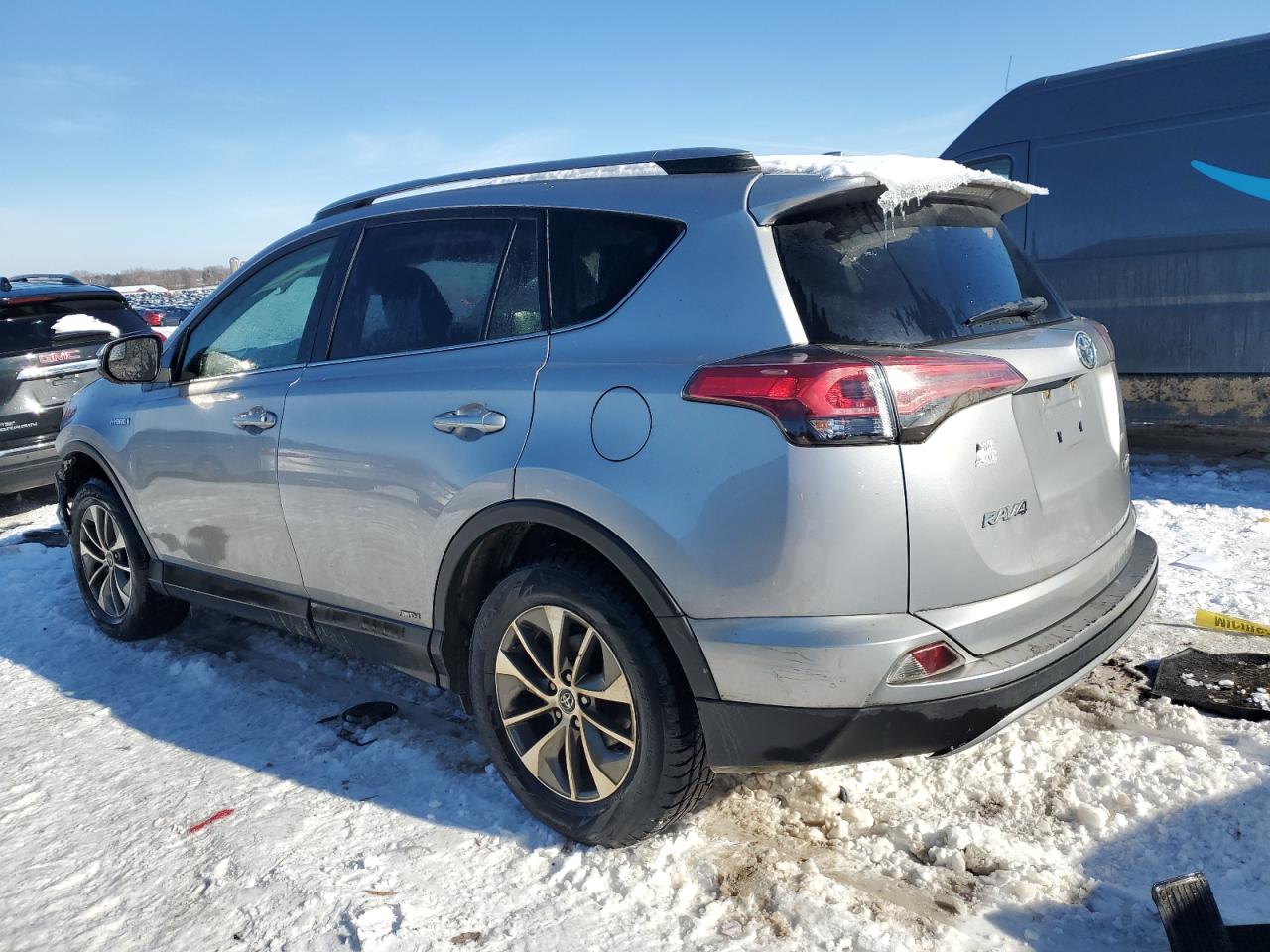 2018 Toyota RAV 4 VIN JTMRJREV3JD234799 Copart auction photo, front end damage thumbnail 2
