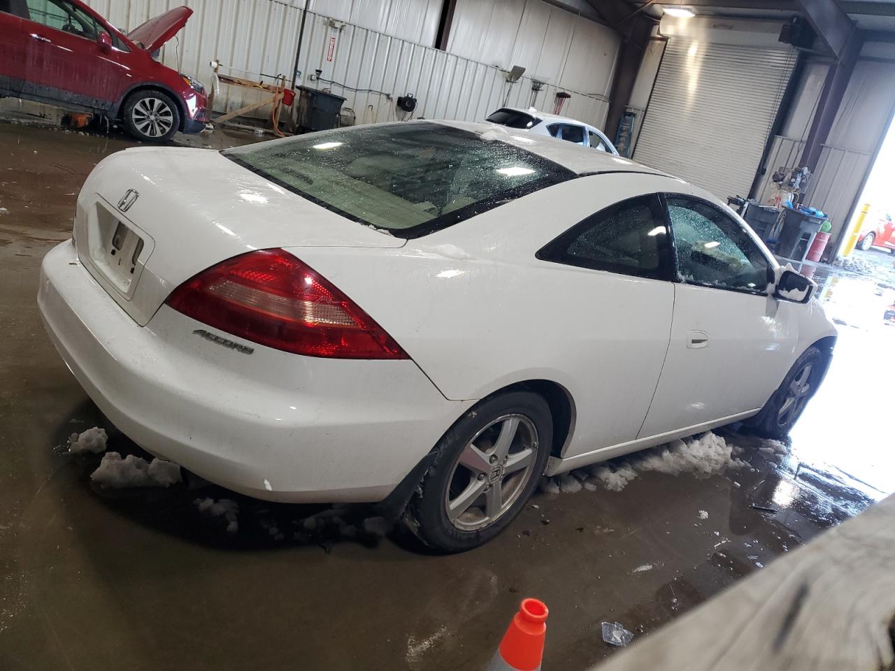 2005 Honda Accord VIN 1HGCM72655A009792 Copart auction photo, front end damage thumbnail 3