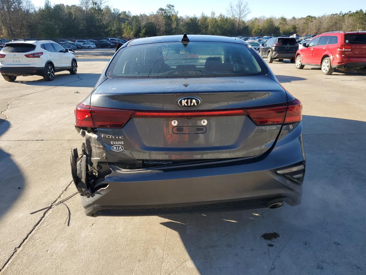 2019 KIA Forte VIN 3KPF24AD9KE112366 Copart auction photo, side / rear end damage thumbnail 6