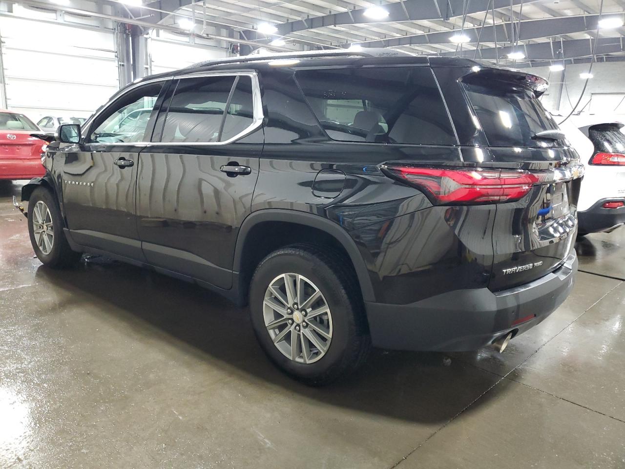 2022 Chevrolet Traverse VIN 1GNEVGKW8NJ165918 Copart auction photo, front end damage thumbnail 2