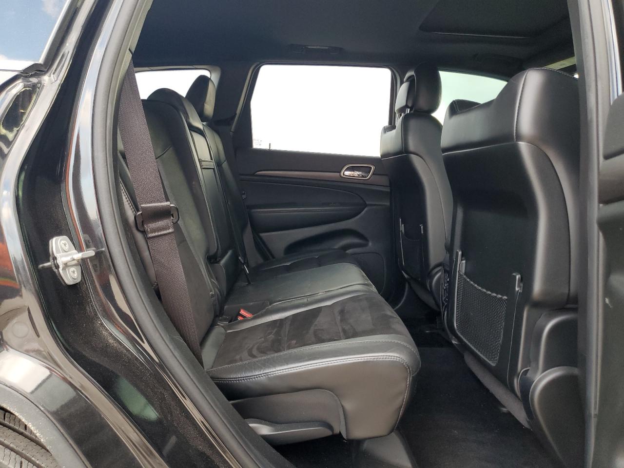 2015 Jeep Grand Cherokee VIN 1C4RJFAG3FC660155 Copart auction photo, front end / side damage thumbnail 11