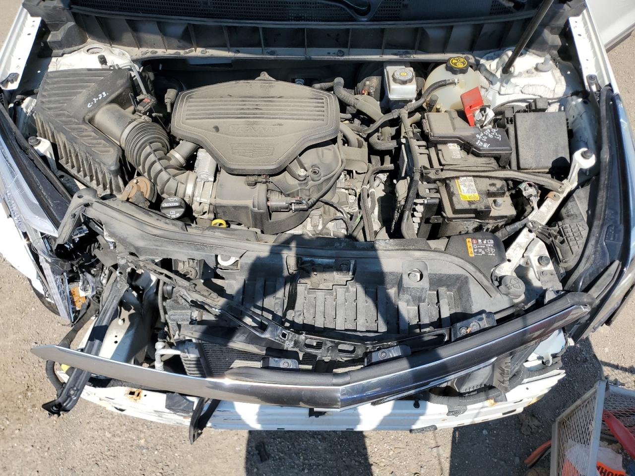 2019 Cadillac XT5 VIN 1GYKNDRS4KZ105414 Copart auction photo, front end / side damage thumbnail 12