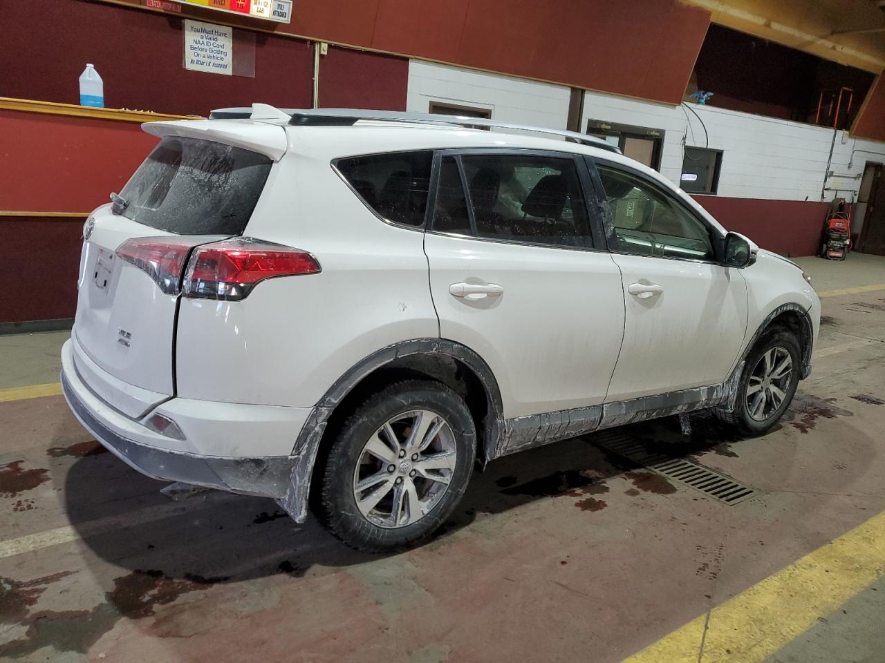 2018 Toyota RAV 4 VIN JTMRFREV3JJ741382 Copart auction photo, side / front end damage thumbnail 3