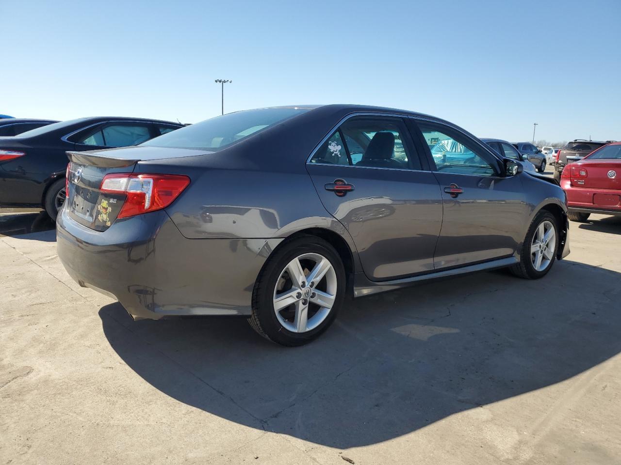 2014 Toyota Camry VIN 4T1BF1FK5EU812606 Copart auction photo, front end / hail damage thumbnail 3