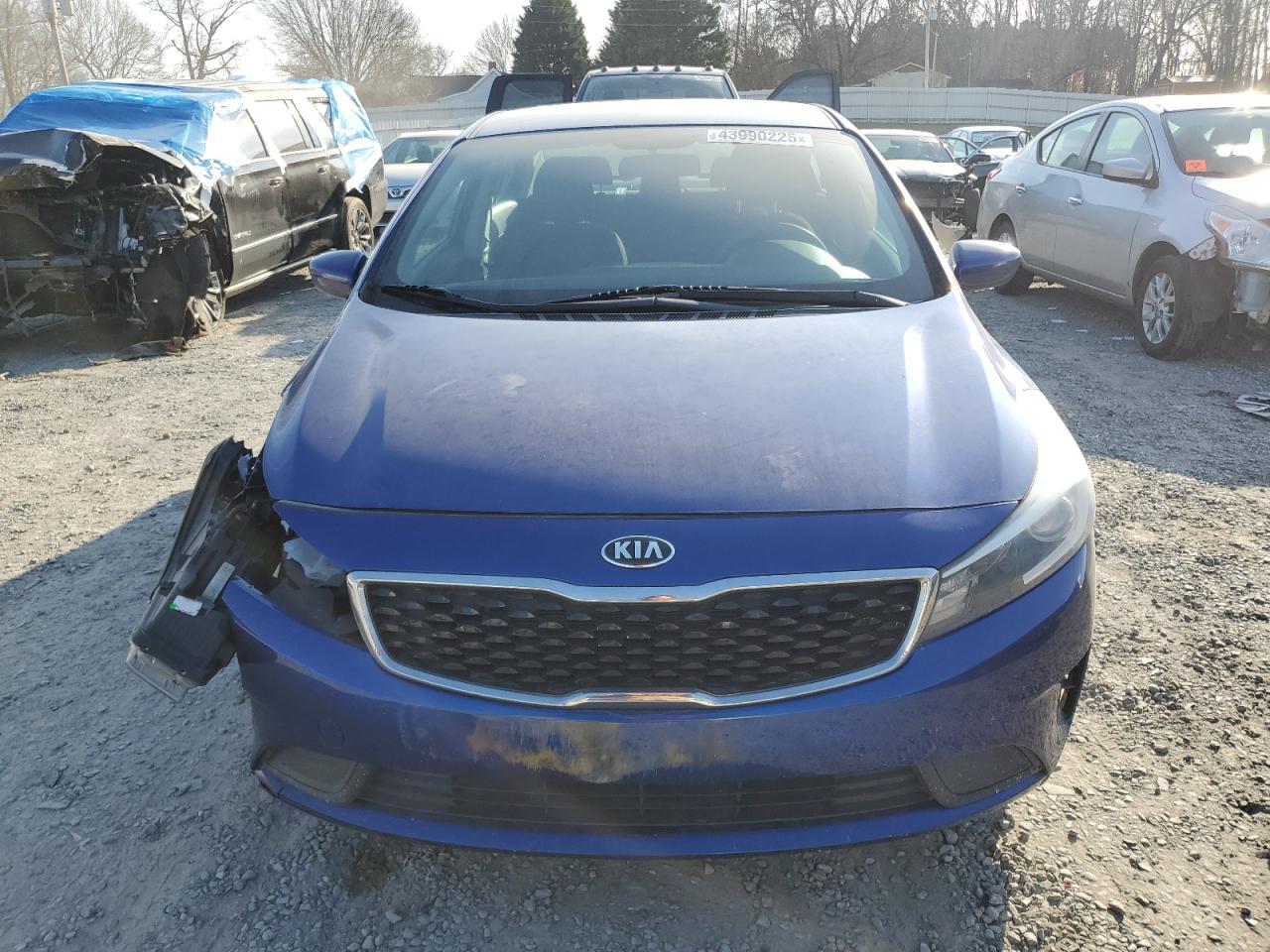 2017 KIA Forte VIN 3KPFK4A70HE074965 Copart auction photo, front end / side damage thumbnail 5