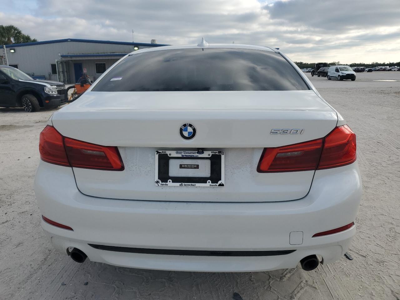 2018 BMW 5er VIN WBAJA5C50JWA57304 Copart auction photo, undercarriage damage thumbnail 6