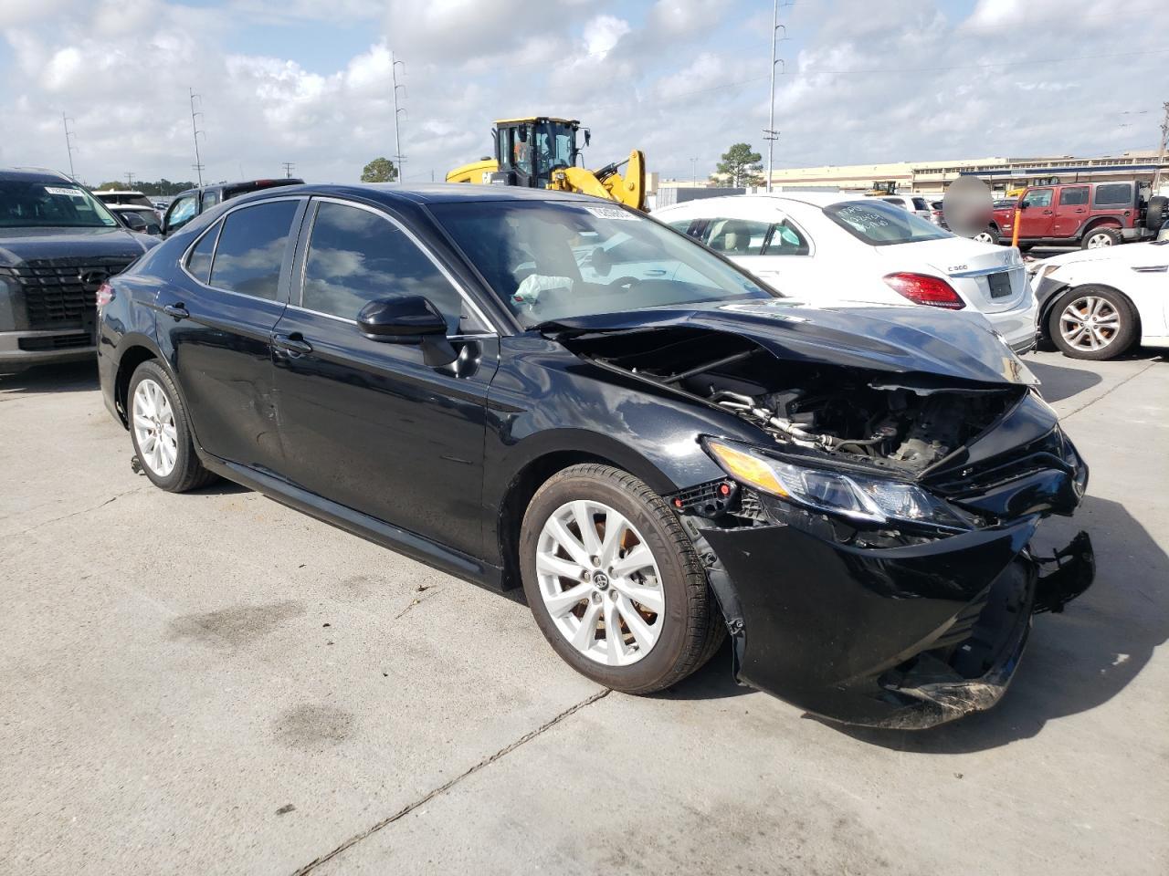2020 Toyota Camry VIN 4T1C11AK1LU877220 Copart auction photo, front end damage thumbnail 4