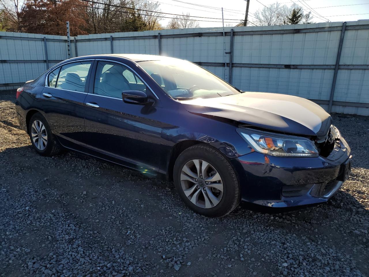 2015 Honda Accord VIN 1HGCR2F30FA203829 Copart auction photo, front end damage thumbnail 4