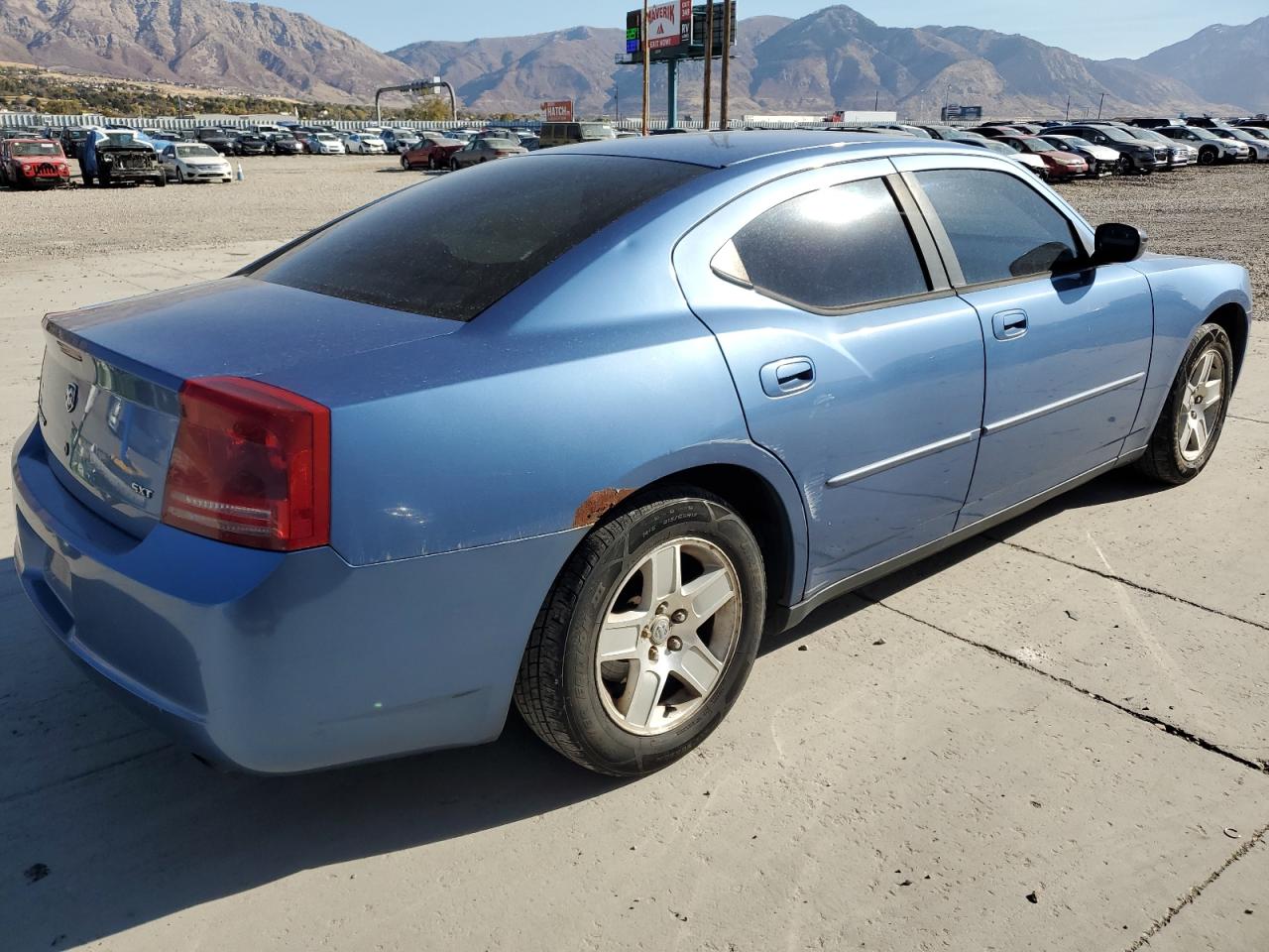 2007 Dodge Charger VIN 2B3KA43G07H785343 Copart auction photo, minor dent/scratches damage thumbnail 3