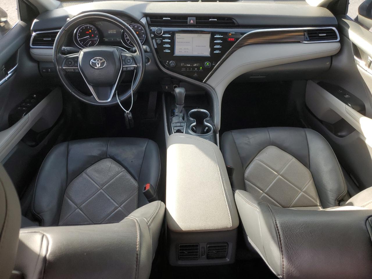 2018 Toyota Camry VIN 4T1B11HK1JU676920 Copart auction photo, rear end / front end damage thumbnail 8