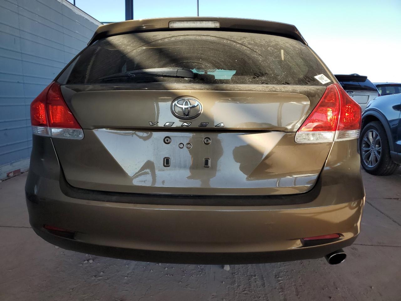2010 Toyota Venza VIN 4T3ZA3BB9AU028302 Copart auction photo, side / front end damage thumbnail 5