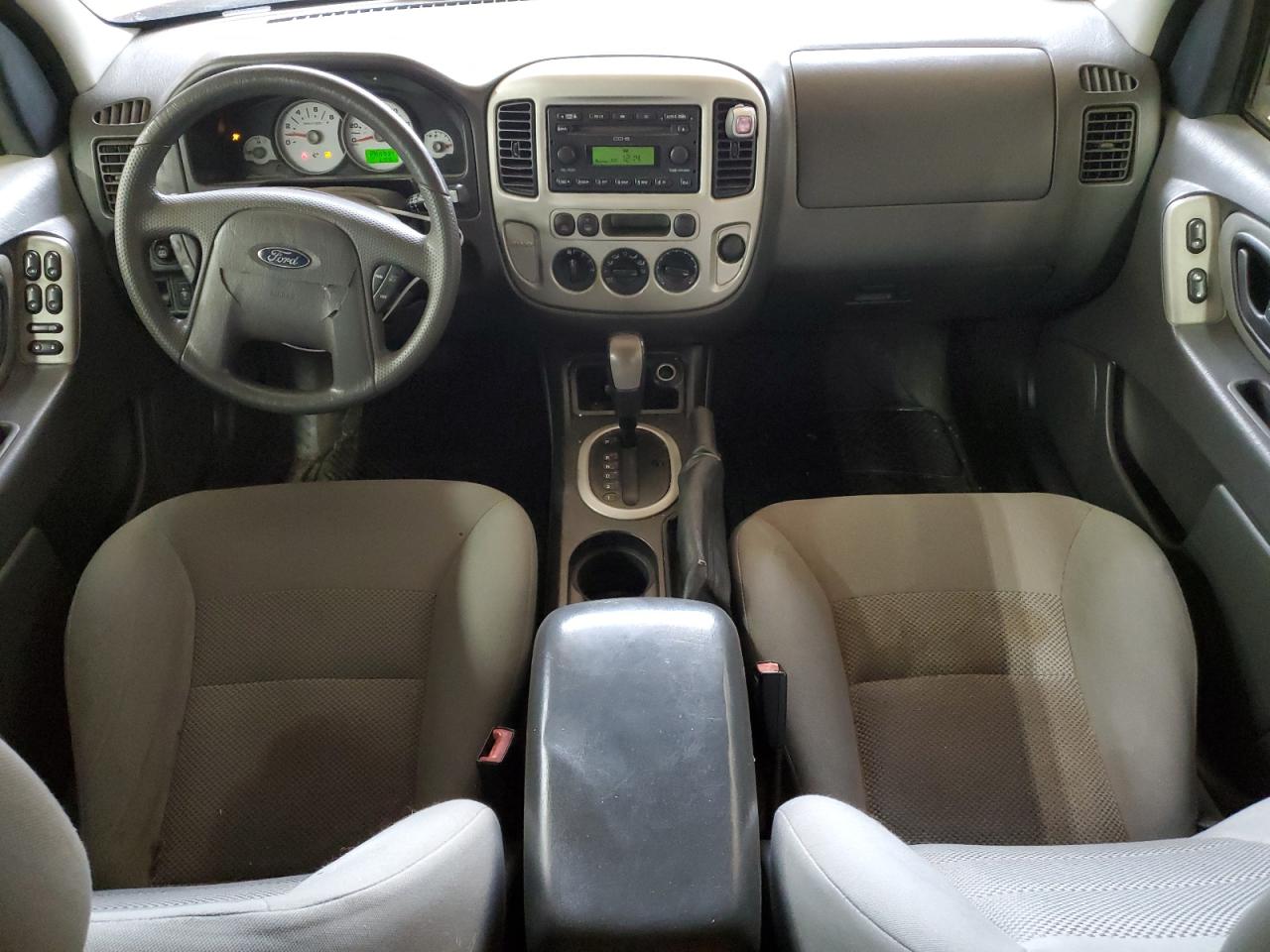 2006 Ford Escape VIN 1FMYU93136KA27377 Copart auction photo, rear end / front end damage thumbnail 8