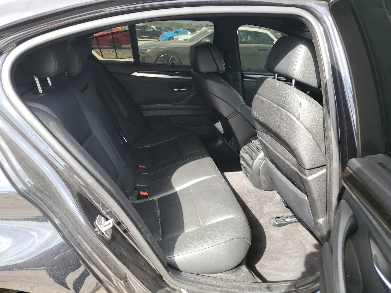 2011 BMW 5er VIN WBAFR1C59BC745678 Copart auction photo, all over damage thumbnail 10